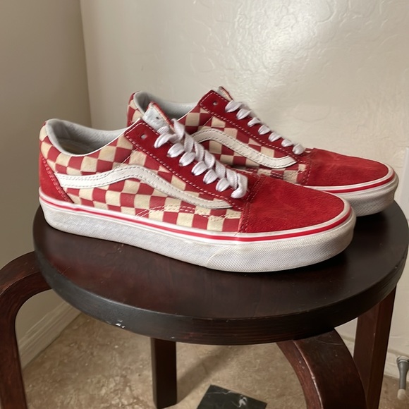Vans - Picture 2 of 2